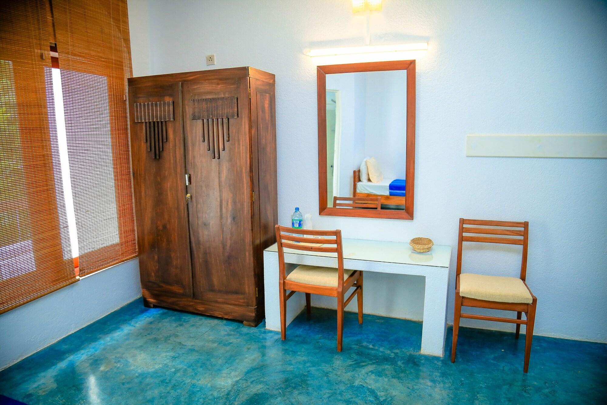 Regent Lodge Hotel & Villa キャンディー エクステリア 写真