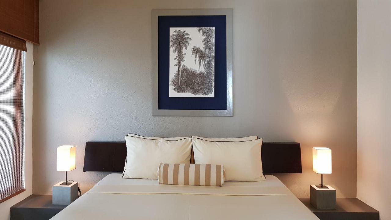 Regent Lodge Hotel & Villa キャンディー エクステリア 写真